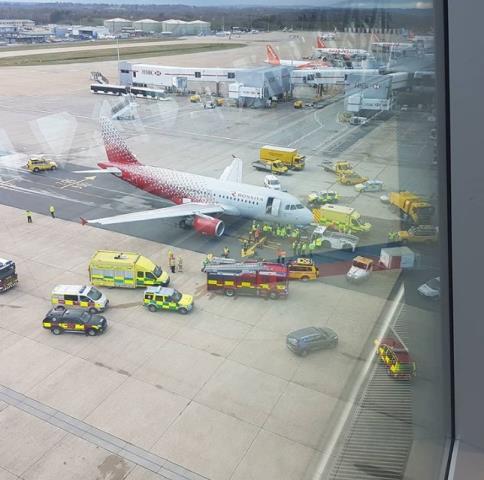 Вылет рейса из Лондона в Петербург задержался из-за инцидента в аэропорту