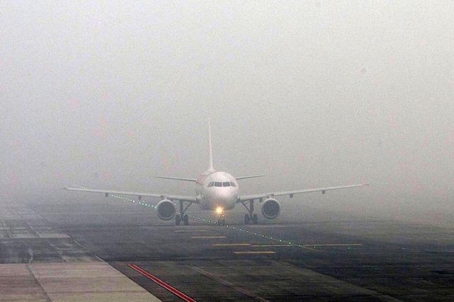 В аэропорту Краснодара из-за тумана задержаны несколько рейсов