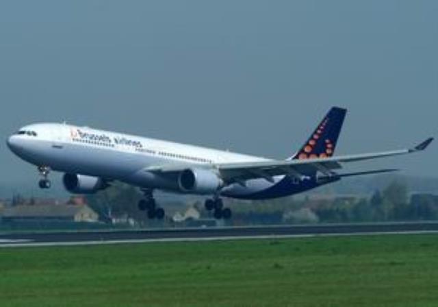 Пилоты авиакомпании "Brussels Airlines" объявили забастовку