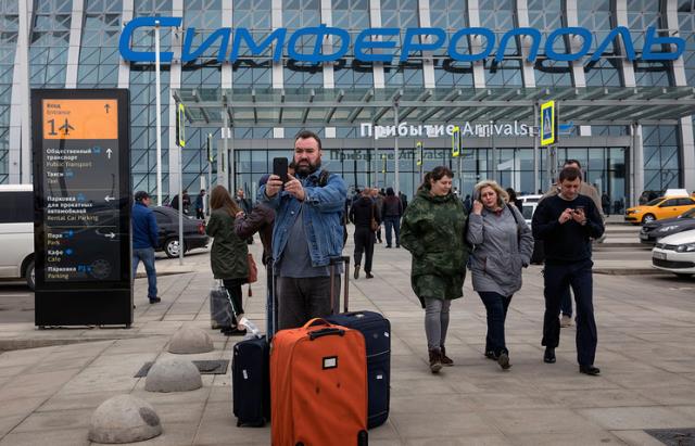 Новый терминал аэропорта Симферополя принял 100 тыс. пассажиров