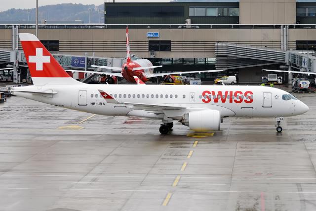 SWISS в июне возобновит рейсы из Цюриха в Москву и Петербург