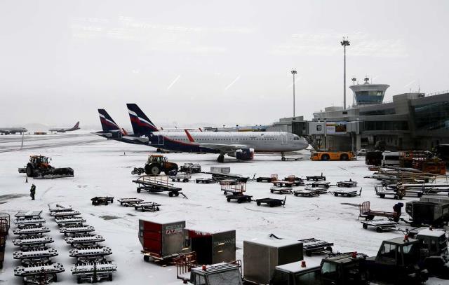 «Аэрофлот» отменил и задержал около сотни рейсов 13 февраля