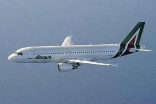 Alitalia вернет 40 итальянцев, которых не пустили на Маврикий из-за коронавируса