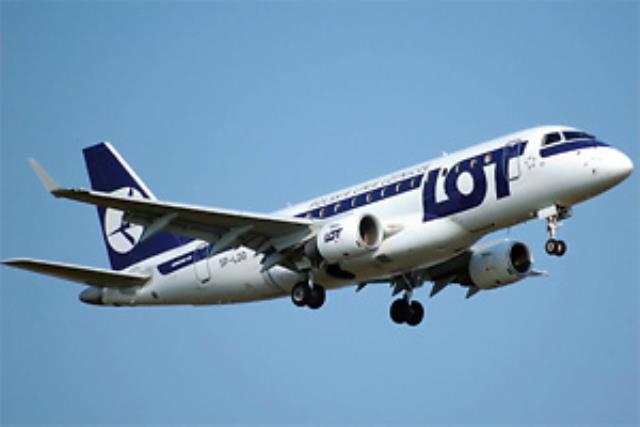 Рейсы польской авиакомпании "LOT" были отменены из-за атаки хакеров.