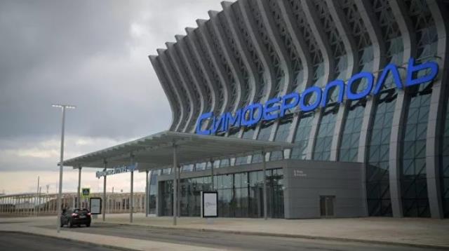 Пять рейсов задержали в аэропорту Симферополя из-за мероприятий по безопасности