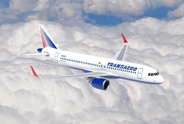 Суд в марте рассмотрит требование авиакомпании "Трансаэро" отменить аннулирование сертификата эксплуатанта.