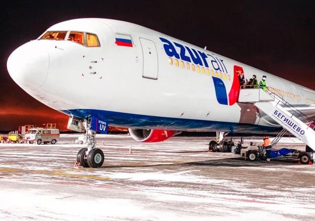 Рейс авиакомпании Azur Air Иркутск-Таиланд задержали на восемь часов