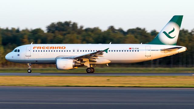 TC-FHK:Airbus A320-200:Freebird Airlines