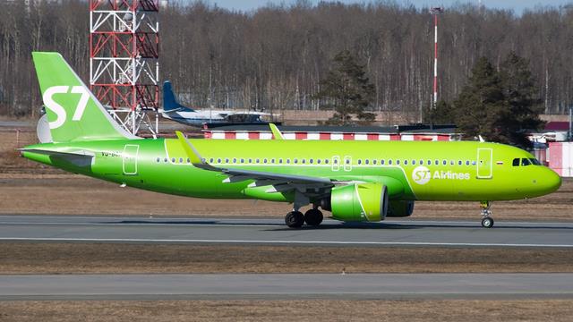 VQ-BCK:Airbus A320:S7 Airlines